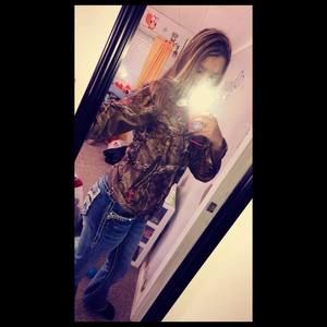 Meet your Posher, Kendra